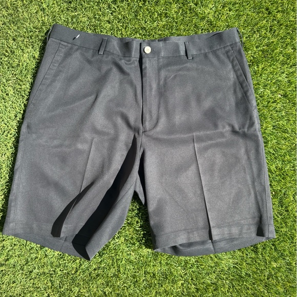 Peter Millar Wicking Shorts Black Size 38 - Picture 1 of 3